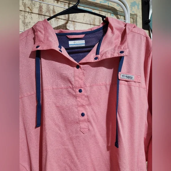 Columbia PFG Windbreaker - Picture 2 of 6